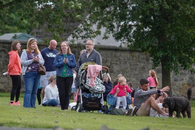 All ages turn up to hear Bo'ness and Carriden band in Glebe Park, Bo'ness
