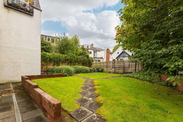 There is a well maintained communal garden located to the rear of the property, mainly laid to lawn with patio area. There is private residents parking to the front and back of the building as well as on-street parking. The block is managed by James Gibb for a monthly fee of approx. £60. This includes the maintenance of communal areas and buildings insurance.