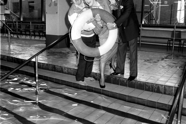 Comedian Frank Carson and actors Wendy Craig & Frank Finlay helped launch the Swimfit 90 camapign (to raise money for SPARKS charity) at the Commonwealth pool in Edinburgh, February 1990.