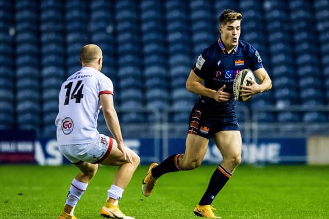 Jack Blain has signed a new contract with Edinburgh.