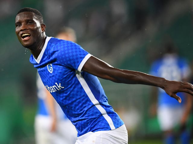 West Ham have been linked with a move for KRC Genk striker Paul Onuachu, who is set to feature against the Hammers in the Europa League on Thursday evening. He scored an impressive 35 goals in 41 appearances for his side last season. (Sport Witness)