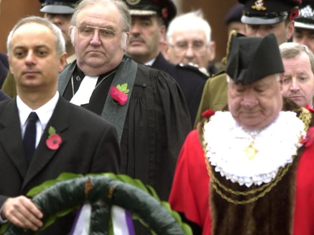 Doncaster Remembrance Service, and Parade, Bennethorpe, Doncaster. The Mayor of Doncaster Clr John Quinn(right) laid a wreath in 2002