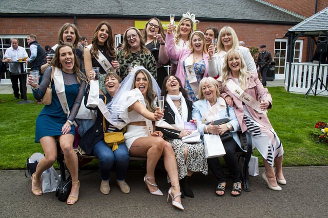Eilidh Graham had an extra special day at the races as she celebrated her hen do with all her family and friends.