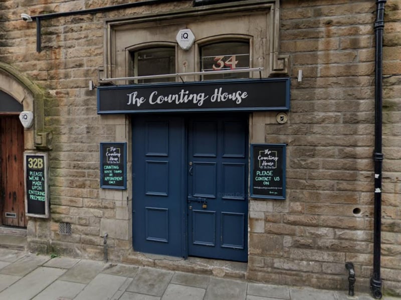 One of a trio of PBH Free Fringe venues on Nicolson Street - along with the Pear Tree (and it's wonderful beer garden featuring live music and performances) and 32 Below - The Counting House hosts hundreds of shows in the three weeks of the festivals. Get your children dancing at 'CeilidhKids at the Fringe', enjoy a new show from Fringe favourite Glenn Wool, or enjoy LOTS of audience participation with John Robertson's 'The Human Hurricane'.