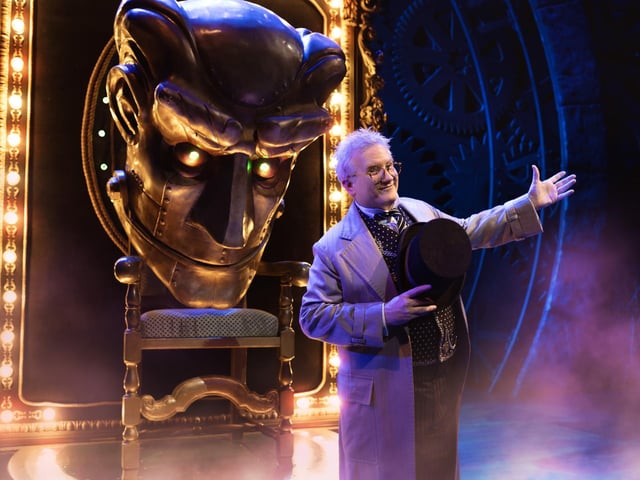 The West End and Broadway musical phenomenon, that tells the incredible untold story of the Witches of Oz, continues an open-ended run at London’s Apollo Victoria Theatre where it is now in its 18th year.