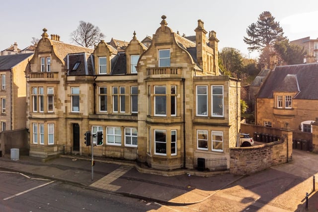 Impressive two bedroom apartment in the Trinity area forming the ground and lower ground levels of an elegant original sandstone Victorian building with commanding seascape views across the Firth of Forth to Fife, immediate proximity to Granton Harbour and only 1.5 miles to the city centre.