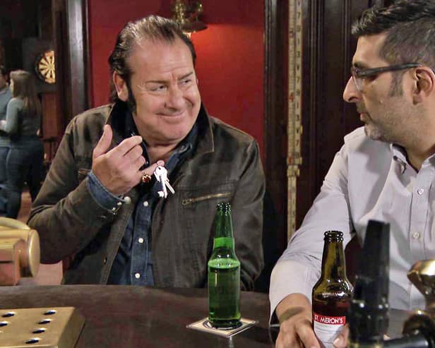 Andy Gray as Pete Galloway with AJ, played by Sanjeev Kohli, in River City