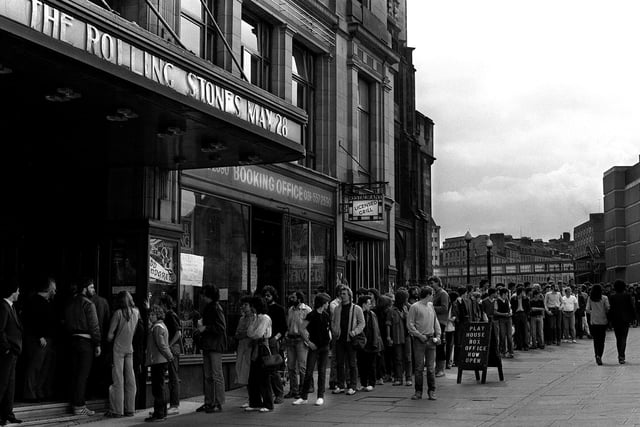People queue for tickets to see the Rolling Stones at the Edinburgh Playhouse on May 28 1982. They were supported by a little known band called TV21. 