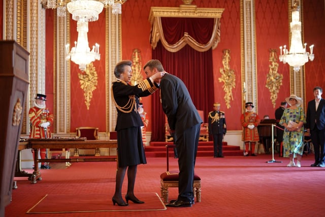 Edinburgh crime writer Sir Ian Rankin received his knighthood from the Princess Royal at Buckingham Palace.  The honour recognised services to literature and to charity.  He said it was "absolutely thrilling".  Sir Ian - creator of Detective Inspector John Rebus and winner of several national and international awards - has senn his books translated into 22 languages and become bestsellers on several continents.