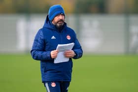 Derek McInnes will be without five players for the visit of Hibs