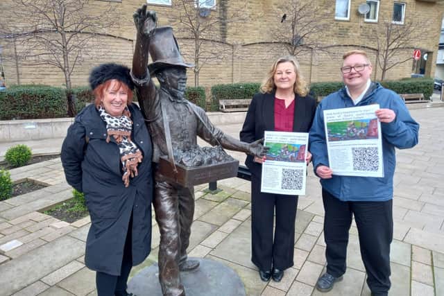 Christine Grahame visits Robert Coltart’s statue in Galashiels