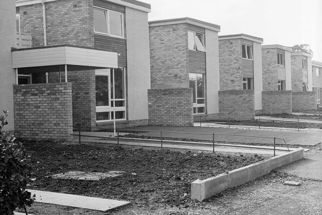 New Millar's houses at Barnton Park Estate in September 1964.