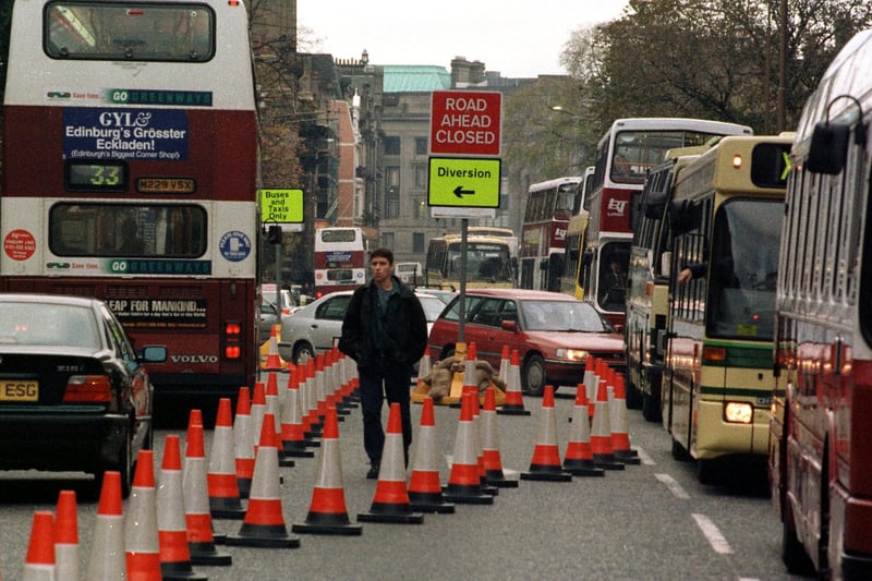Heavy traffic and diversions were not a new thing in Edinburgh in 1996.