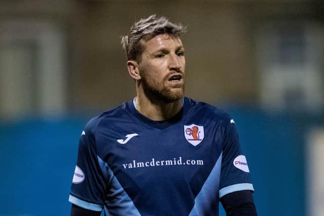 Iain Davidson is to be honoured with a Raith Rovers testimonial with Hibs providing the opposition.