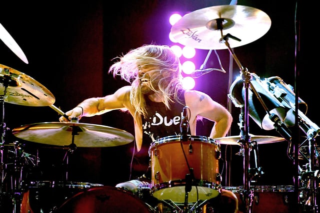 Taylor Hawkins of Foo Fighters performs on stage  (Photo by Kevin Winter/Getty Images for iHeartMedia)