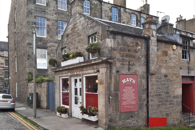 Kay’s Bar in Edinburgh’s New Town has been awarded the local CAMRA (Campaign for Real Ale) Branch’s 2022 Real Ale Quality Award.