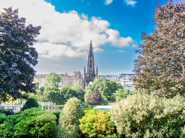 In the ten years to 2021, Edinburgh’s population grew by 10.2 per cent from an estimated 477,940 to an estimated 526,470.
In the same time period Scotland's population grew by just 3.4 per cent. Edinburgh’s population shows growth in each age group, while in contrast, Scotland's child population fell slightly and the working age population remained stable. Both Edinburgh and Scotland saw large increases in the older population.