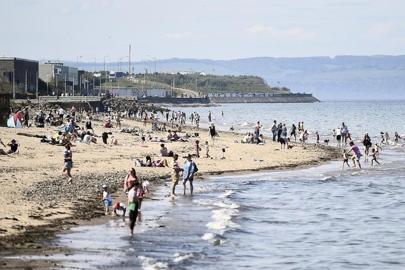 This sandy beach, which is only a 15 minute drive from Edinburgh's city centre, is a favourite amongst locals. Visitors can enjoy a walk along the 2-mile-long stretch of golden sands or the promenade. If the weather turns, there are also lots of local cafes, restaurants, and shops nearby.