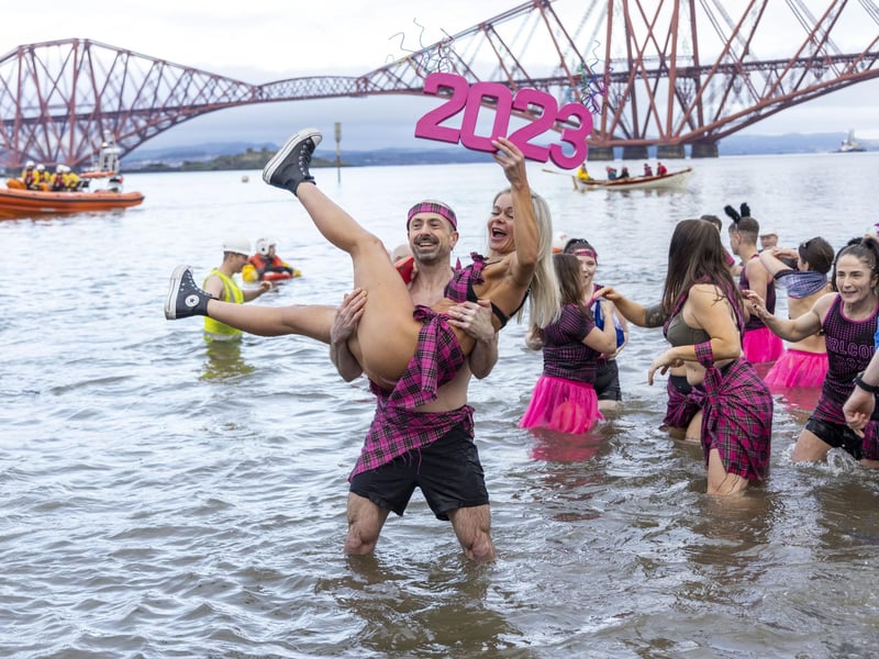 This couple in pink herald in the New Year in style