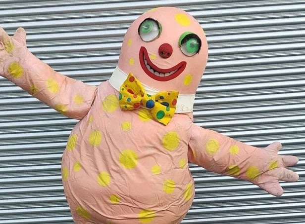 <p>Complete with bow tie, toothy grin and green jiggling eyes, the 30-year-old costume was handmade for the BBC TV show Noel's House Party in the 1990s. Credit to eBay/mrwifey01</p>