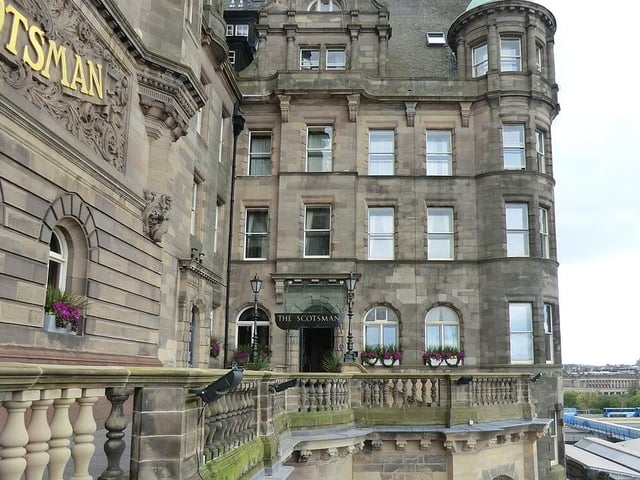 The Scotsman Hotel opened in 2001 in the Edwardian (1905) building which had been home for The Scotsman newspaper for nearly a century. The stunning Baroque building on the North bridge is a luxury hotel steeped in history with unrivalled views of The Mound, Calton Hill and The Princes Street Gardens. It has many original features as well as its own cinema. Photo: Lobster1 from Panoramio