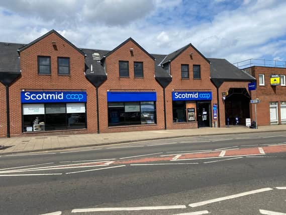 Scotmid’s Broxburn store is located at 91-95 East Main Street, Broxburn, West Lothian, EH52 5EE.