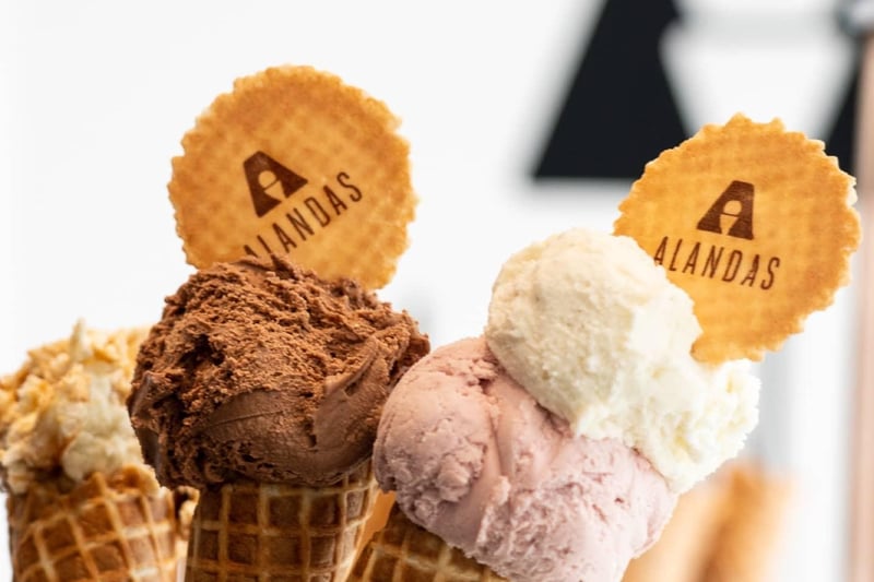 Alanda’s multi-award-winning gelato is made with the freshest Scottish cream and milk, sourced from a dairy in East Lothian.