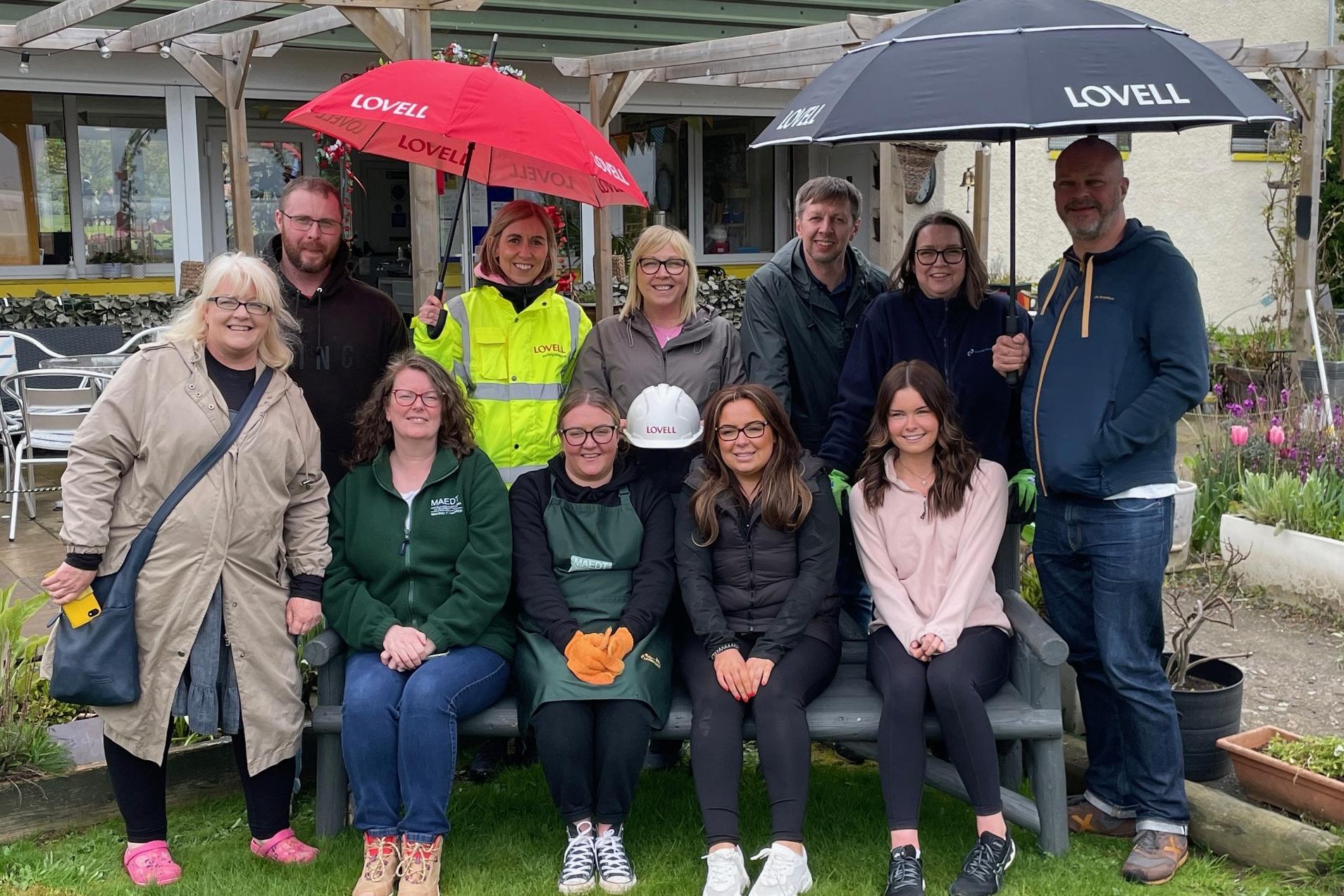 Volunteers give time to Mayfield charity - Vimarsana News