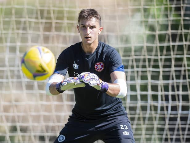 Harry Stone has signed a new contract to stay at Hearts.