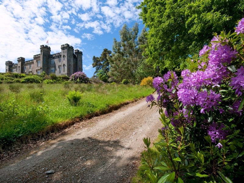 The castle makes for an impressive sight as you approach your perfect holiday accommodation.