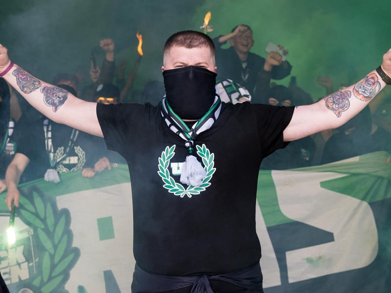 A Hibs fan pre-match