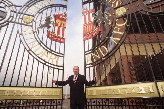Bob Murray and the unveiling of the Murray Gates at the Stadium of Light in April 1999.