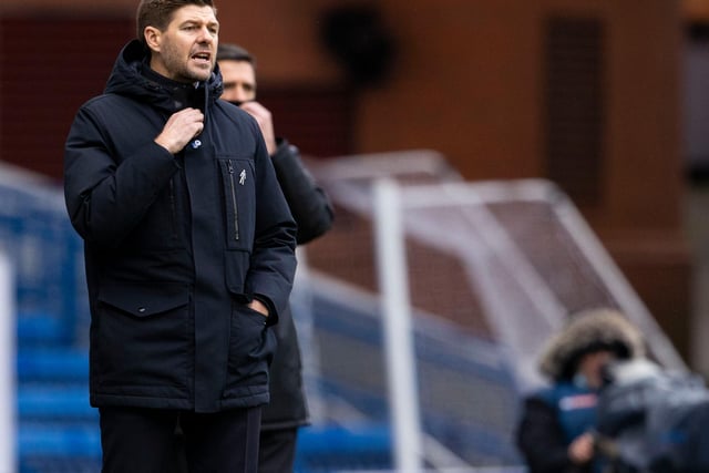 Steven Gerrard has been backed to interest Leeds United if Marcelo Bielsa exits the club next summer. The Elland Road club have reportedly shown interest in the Rangers boss previously. Pundit Kevin Phillips said: “I am not surprised to hear that he is being linked with Leeds and it would not surprise me one bit if Bielsa was to move on at the end of the season. He might move onto another project. I think Leeds would tempt him if they are still in the Premier League.” (Football Insider)