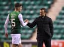 Hibs manager Shaun Maloney congratulates Kevin Nisbet at full time