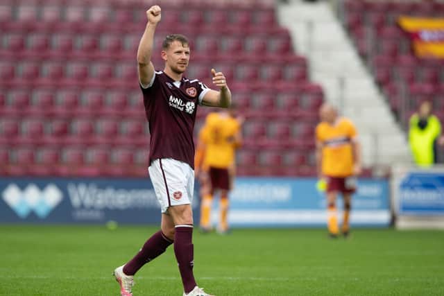 Hearts defender Stephen Kingsley has signed a new contract.