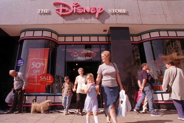 To have a Disney store on a street named Princes Street, was pretty much a match made in heaven. If we close our eyes, we can still keenly recall the huge wall of fluffy Disney characters, the overwhelming aroma of polycarbonate plastic, and all set to the strains of Disney composer Alan Menken.