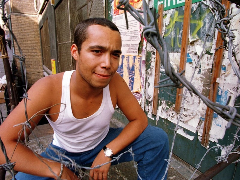 Reggae/ rock singer Finley Quaye won the 1997 MOBO Award for best reggae act, and the 1998 BRIT Award for Best Male Solo Artist. He has one album in the top 10 - 1997 debut 'Maverick A Strike' - which hit number three in the charts. The album included his only top 10 single 'Even After All' reaching number 10. Perhaps his well known hit, 'Sunday Shining' only made it to number 16 in the same year.