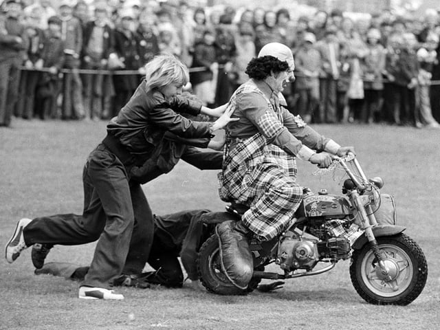 40 years ago, Health & Safety was a little less stringent it seems...
