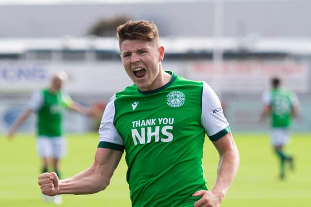 Hibernian's Kevin Nisbet celebrates scoring the winner in the Betfred Cup match against Cove Rangers. Photo by Ross MacDonald / SNS Group