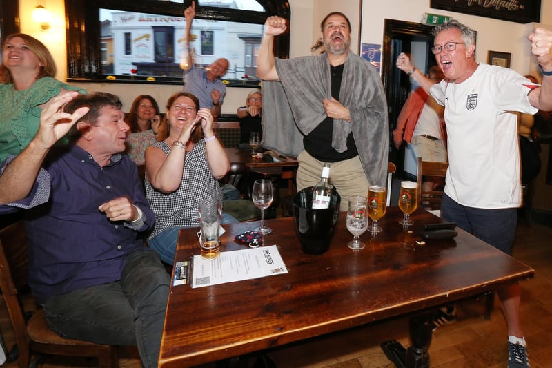 England score! Fans watch England v Ukraine in the quarter finals of Euro 2020, in The Kings pub, Albert Rd, Southsea. Picture: Chris Moorhouse (jpns 030721-33)