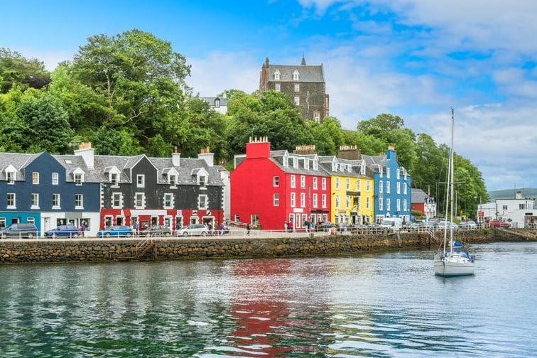Tobermory, Isle of Mull: An instantly recognisable town in Scotland with its brightly coloured harbour street and vibrant homes which attract many tourists to the island.