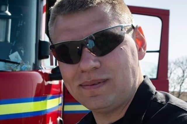 An East Lothian firefighter crashed into a truck carrying more than 250,000 eggs while travelling home from a family holiday. Ross Queen drove his car through a give way junction and collided with the large HGV, leaving his wife and two family members with serious injuries. Queen, 35, was heading home from a trip to Alton Towers when he failed to notice the “notorious” junction on the outskirts of Penicuik in Midlothian in October last year. Edinburgh Sheriff Court was told the firefighter’s wife Nicola suffered a broken hip while her sister was left with a fractured wrist and her husband with a broken rib. Queen admitted an amended charge of careless driving during a court hearing on November 24 but escaped a driving ban and instead was handed penalty points and a fine.