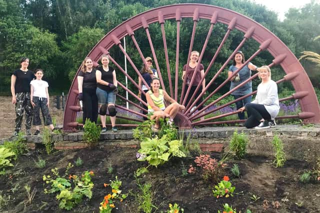 The Newtongrange Guerrilla Gardeners  have been recognised by Action Earth for their hard work.