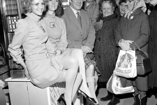 Singer Kenneth McKellar at the opening of new Woolworths shop in Leith, 1970.