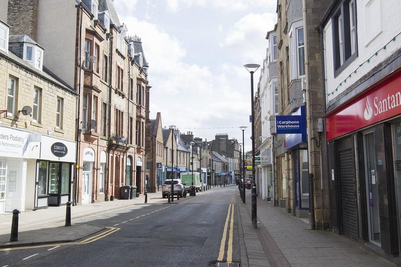 Galashiels rounds off the top 10 Edinburgh commuter towns list by Selecta, with a score of 2.78 out of 10. The average house price here is £167,280 and the Borders town benefits from two health and wellbeing facilities and four National Trust properties. It was fifth on the Instagram list, with an impressive 36,400 posts of the photogenic town. Another town to benefit from the reopening of the Borders Railway in 2015, Galashiels is 52 minutes from Edinburgh, with a season ticket for the train costing £2,840.