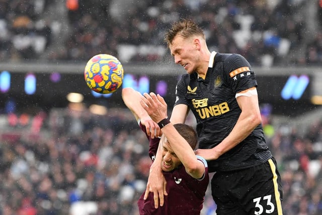 After a great debut against Aston Villa, Burn backed this up with another stunning performance against West Ham on Saturday. His presence brings a real calmness to the defence and despite club captain Jamaal Lascelles waiting in the wings, Burn deserves his starting spot in the side.