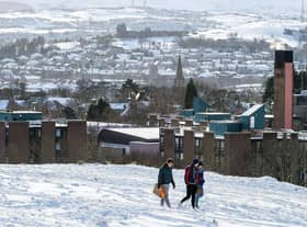 The Met Office has issued a yellow weather warning for snow in Edinburgh across Thursday and Friday with temperatures expected to reach -1C. 