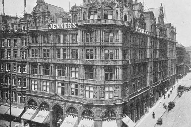 A new department store emerged in 1895. Celebrated Scottish architect William Hamilton Beattie was appointed to design the new store.