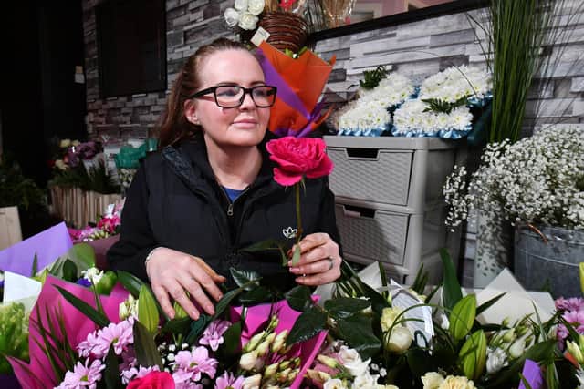 John Devlin 13/03/2021. Glasgow. 262 Stonelaw Rd, Rutherglen, Glasgow, Stems of Burnside.

Portrait of Janet Freeman, florist at Stems of Burnside.

Stock shot of florist for SoS Mother's Day.

