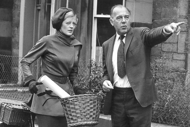 The 1969 film based on Muriel Spark’s novel and starring Maggie Smith tells the story of the manipulative and promiscuous 1930s school teacher Miss Jean Brodie. The film was filmed across various Edinburgh locations including ilmed at Edinburgh Academy on Henderson Row, Dalmeny House and Barnbougle Castle in Cramond and Greyfriars Churchyard